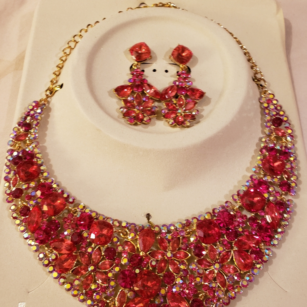 Stunning Red Pink A/B Rhinestone Necklace Earrings